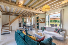 Longère rénovée, luxe et calme